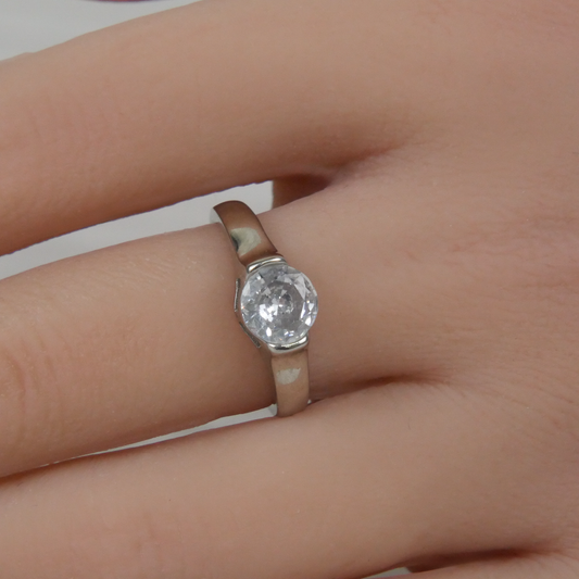 Silver Solitaire Zirconia Ring