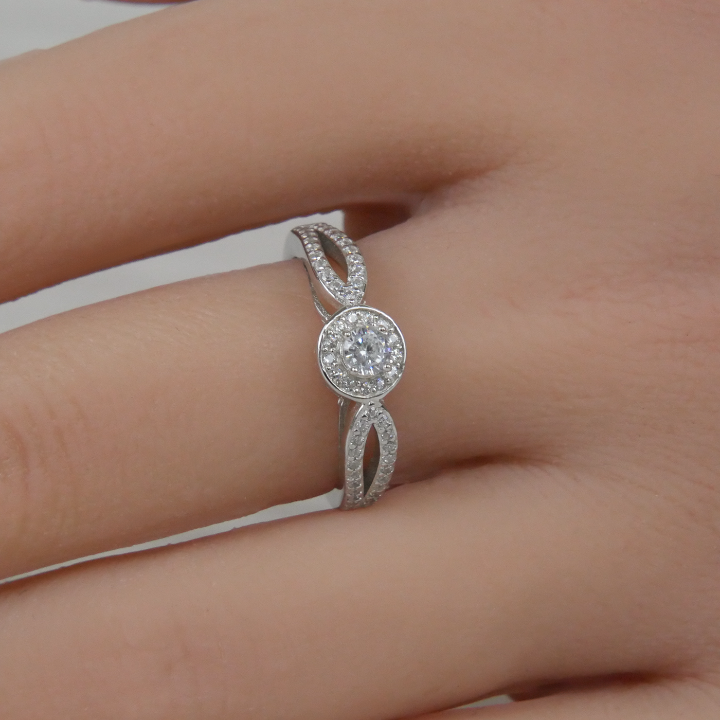 Silver White Zirconia Flower Ring