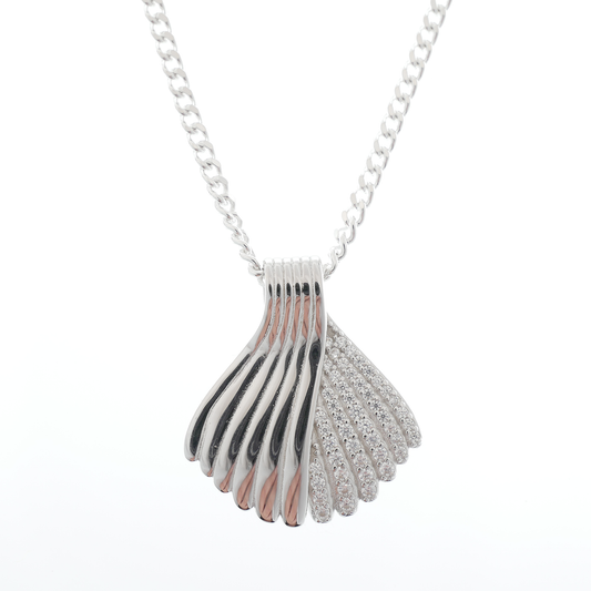 "Mermaids Tale" with white Zirconia pendant & chain