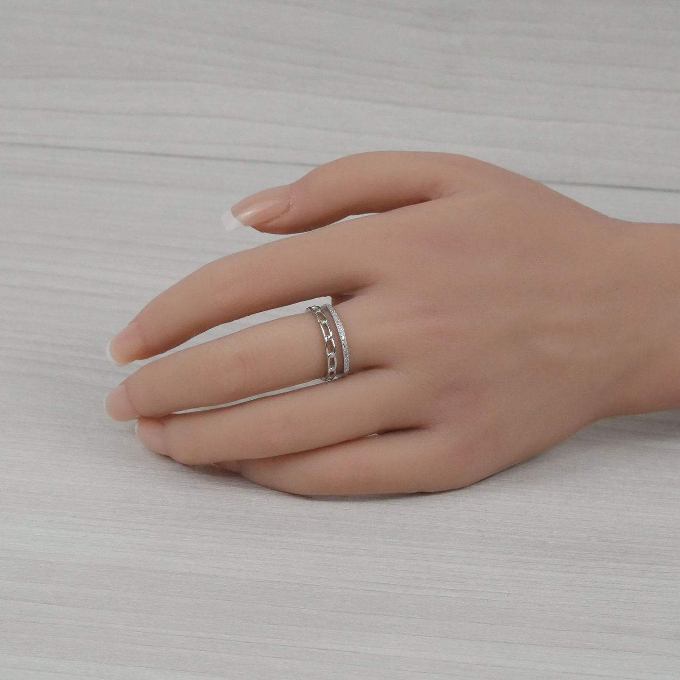 Silver Chain & Zirconia split ring