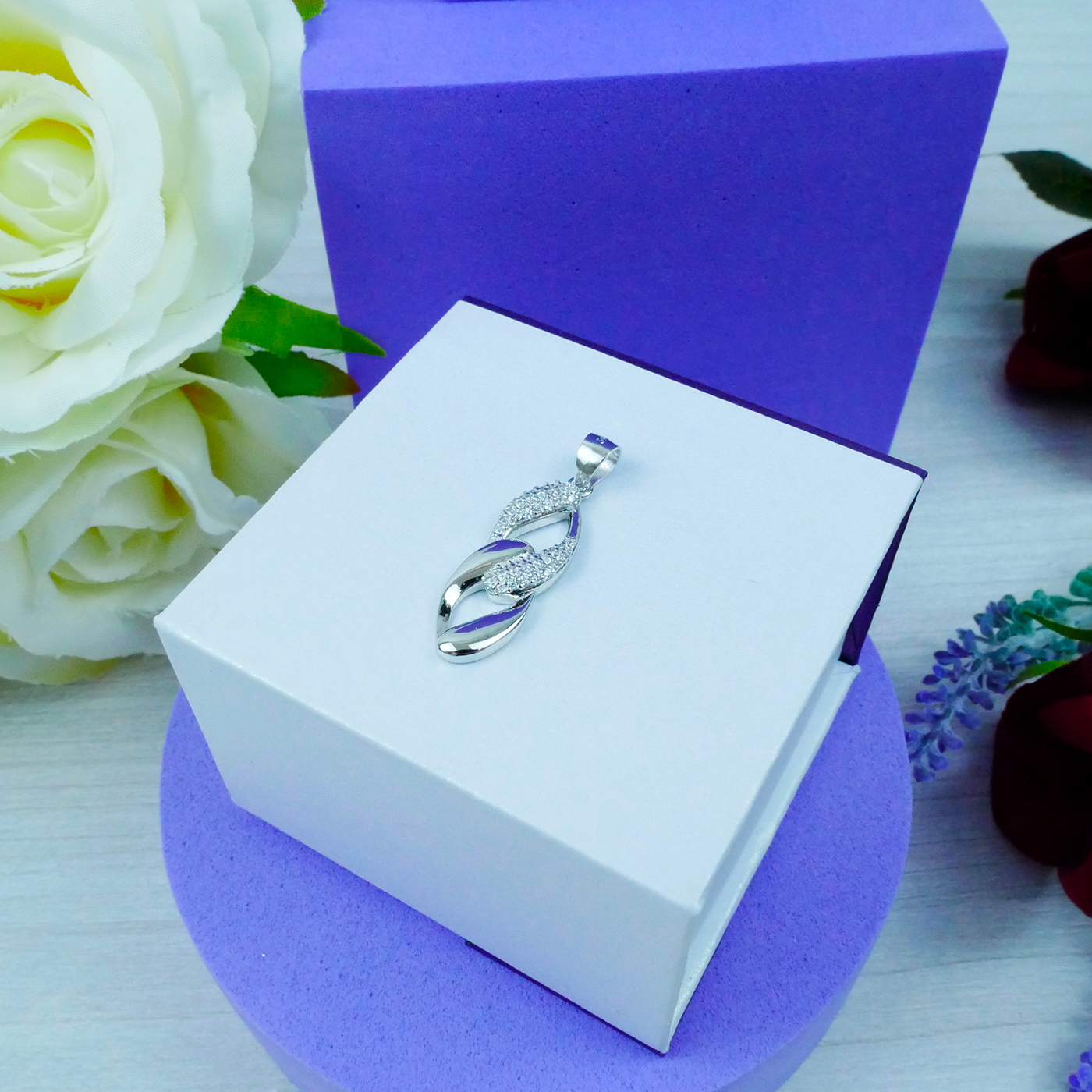 Silver 2 Loops white Zirconia pendant